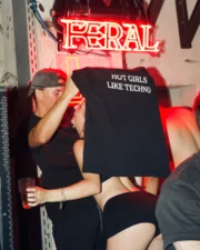 hot girls like techno tee